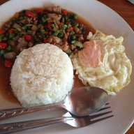 ผลไม้สด ปอก พร้อมทาน บ้านธาม