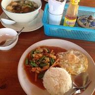 ผลไม้สด ปอก พร้อมทาน บ้านธาม