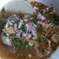 ก๋วยเตี๋ยวสุโขทัย ร่มเกล้าฯ
