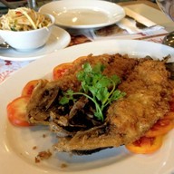 Little Home Bakery รอยัล การ์เด้น พลาซ่า