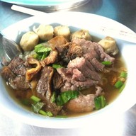 ก๋วยเตี๋ยวลูกชิ้นล้วน 2