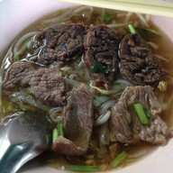 ก๋วยเตี๋ยวลูกชิ้นล้วน 2