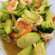 ร้านอาหาร อรวรรณ