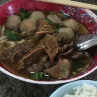 ก๋วยเตี๋ยวลูกชิ้นล้วน 2