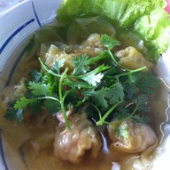 ก๋วยเตี๋ยวปลา ด๊อกเตอร์รวมโชค