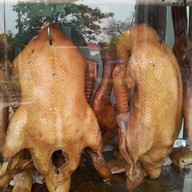 ก๋วยเตี๋ยวเป็ดหม้อดิน