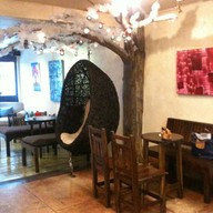 Antique Café & Cakes