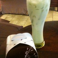 Antique Café & Cakes