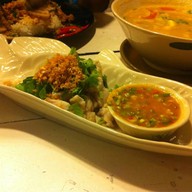 ร้านข้าวต้มปลากระพง