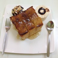 Mary Made Cafe - The Homemade Bakery