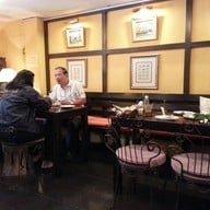 ก๋วยเตี๋ยวเรือแสนแสบ (ภรณี) สุขุมวิท 23