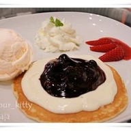 Pan & Ko Mega Bangna