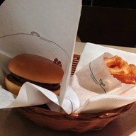 Mos Burger เซ็นทรัลชิดลม