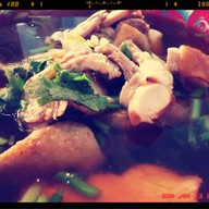 ก๋วยเตี๋ยวไก่มะระสายไหม