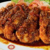 กุ้งราดพริก 800 บาท