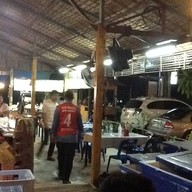 สามัญชน