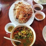 ครัว สี่ อ. เขื่อนท่านา