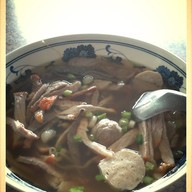 ก๋วยเตี๋ยวลุงนำ
