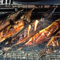 ร้านมาลัยไก่ย่าง