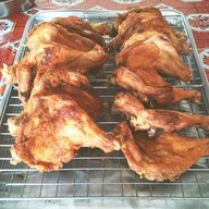 ร้านส้มตำน้ามล วังโพธิ์