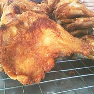 ร้านส้มตำน้ามล วังโพธิ์