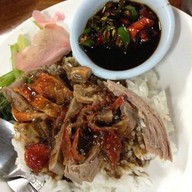 ก๋วยเตี๋ยวไก่เงินล้านกำแพงเพชรโภชนา