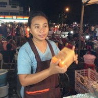 ผู้พันไก่กรอบ