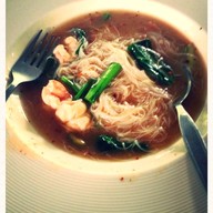 สวนอาหารริมน้ำปัทมา