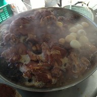 ข้าวขาหมูยอดรส