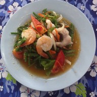 เฮือนฮิมน่าน ในโรงแรมศรีนวลลอดจ์