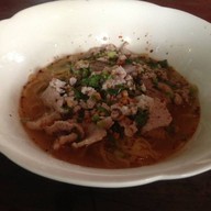 ก๋วยเตี๋ยวสุโขทัย ร่มเกล้าฯ