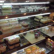 Ufm Bakery House ราชวงศ์