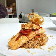 DEAN & DELUCA มหานคร คิ้วบ์