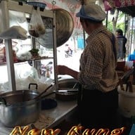ก๋วยเตี๋ยวไก่ลุงหำ