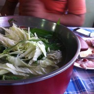 ภูชญา. อ่ิมอร่อย