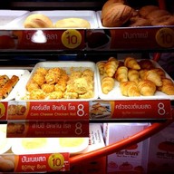 Mr.bun เซ็นทรัลปิ่นเกล้า