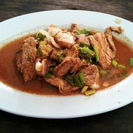 ส้มตำดุกดิก @สะพานลอยบ้านอำเภอ สัตหีบ