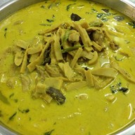 ฝนทอง ข้าวแกง