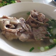 หมูย่างอัมพวา
