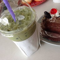 อั้ม เบเกอร์เฮ้าส์