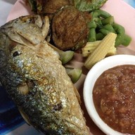 ข้าวต้มสายสี่