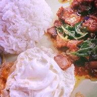 ร้านกลางซอย