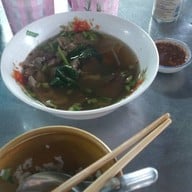 ต้มเลือดหมูเฮียไปร์ท