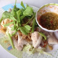 กินลมชมเลน