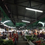 ตลาดสดแม่เหียะ