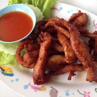 กินลมชมเลน