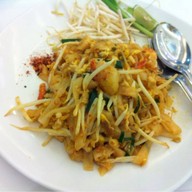 ผัดไทไฮโซ