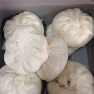 ซาลาเปาเจ๊บ้วง by @LIUJIACHA