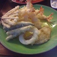 Youzen Windsor Suites Hotel