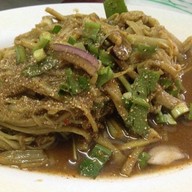 ส้มตำดุกดิก @สะพานลอยบ้านอำเภอ สัตหีบ